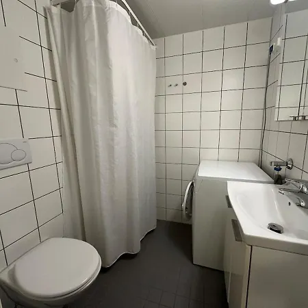 Apartment And Quiet With Balcony *